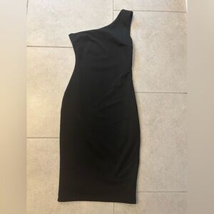 Lulu's Chic Black One-Shoulder Dress